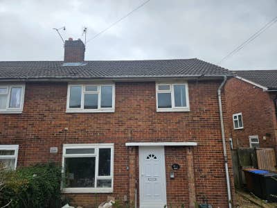 Spacious En-suite studios Universal Credit accepte Main Photo