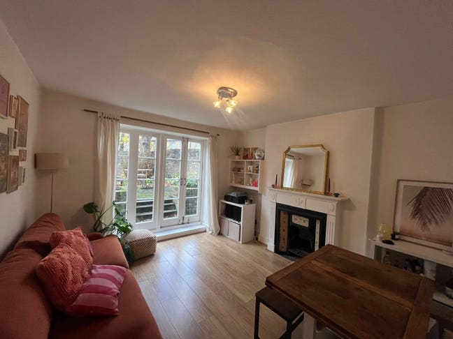 1-bedroom apartment – Greenwich  Main Photo