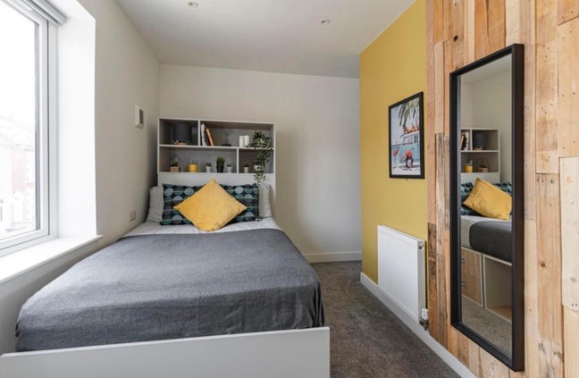 Tenant required  Main Photo