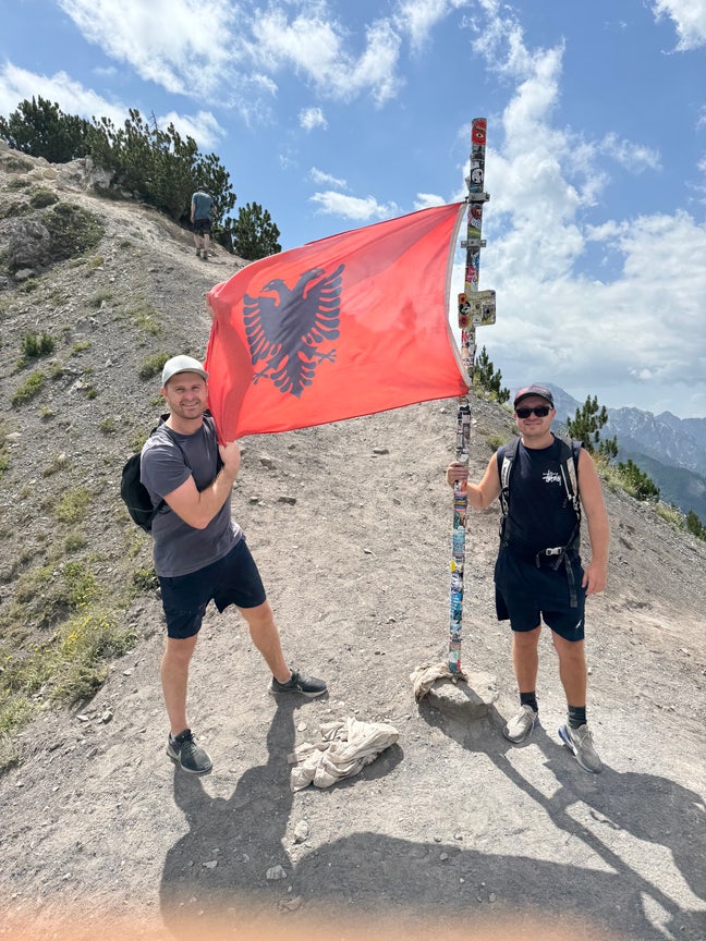 Looking for a flat around West Kensington area Main Photo