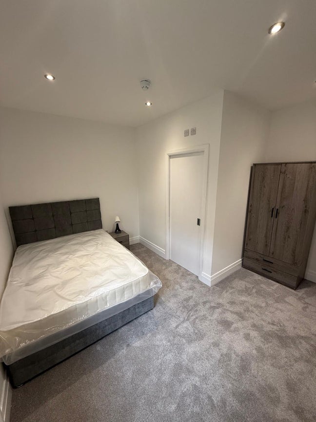 From £550 PCM | Bills Included | Available Immedia Main Photo
