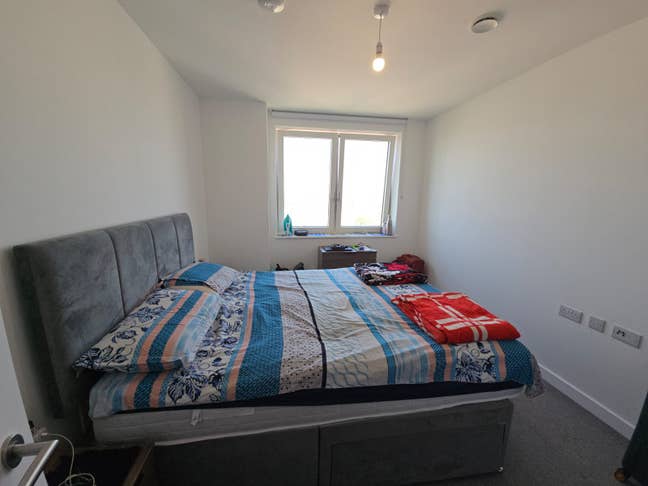 Room for rent  Main Photo