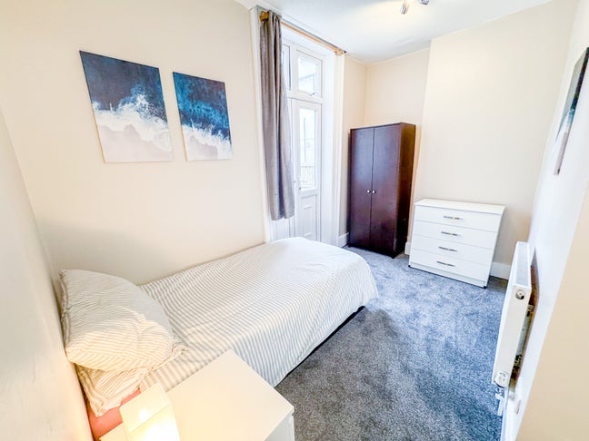 En-Suite Room in South Croydon All Bills Included Main Photo