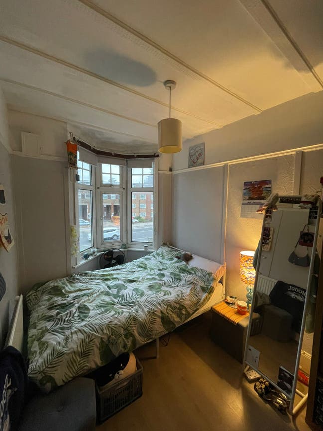 Cozy Single room 2min walk to station! Main Photo