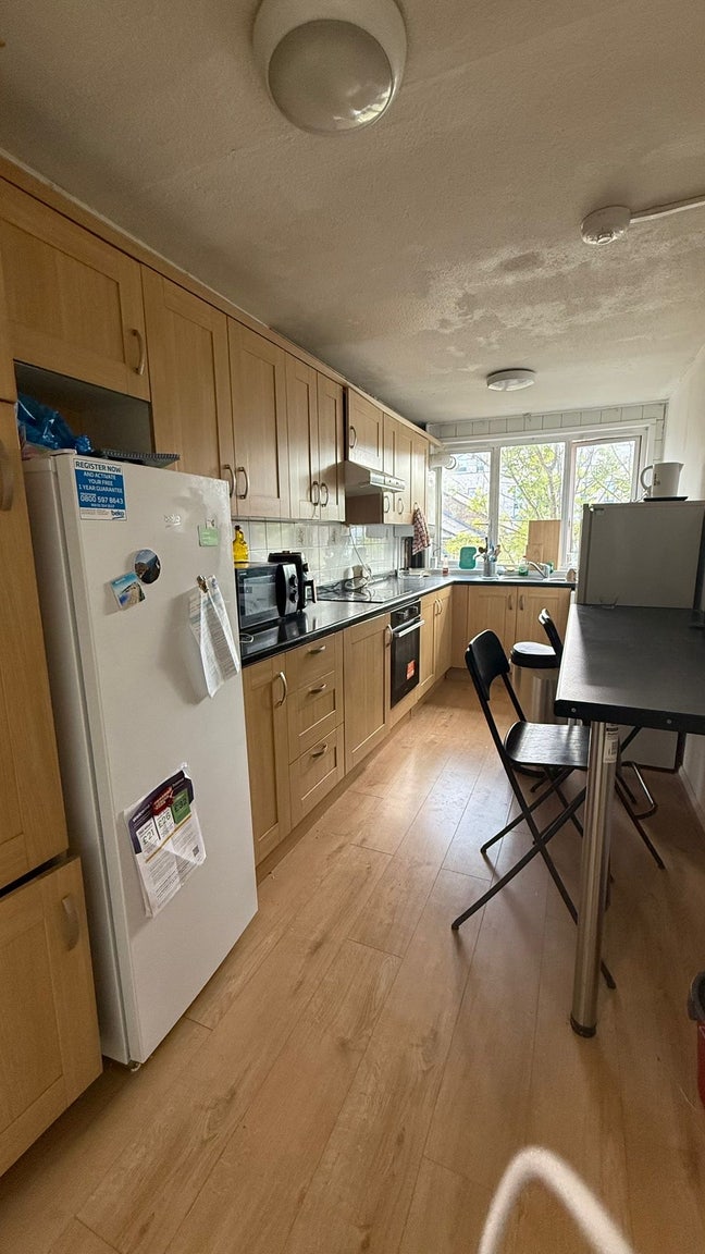 £850 pcm, Spacious double bed in lisson grove Main Photo