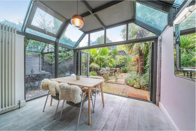 Garden flat featured in Ideal Home  Main Photo