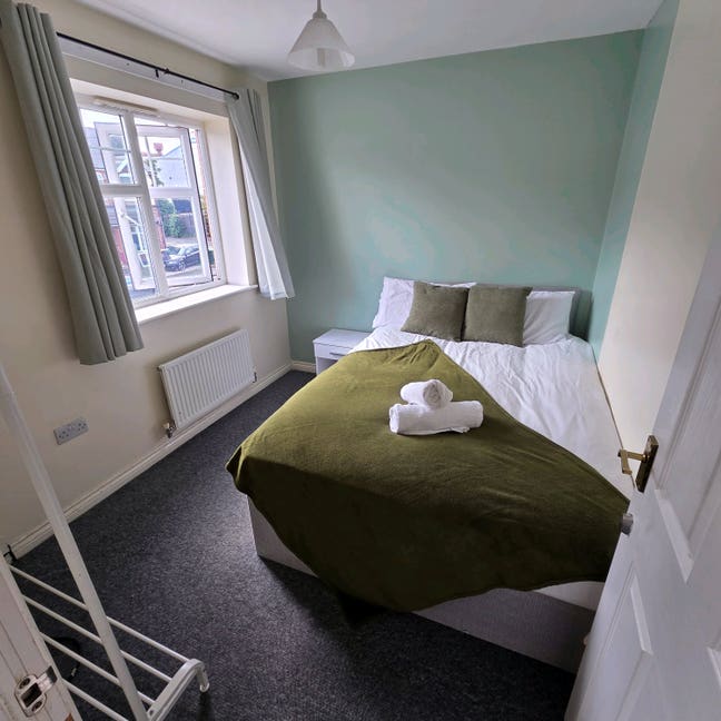 Double Room - Shared House - Oldbury Main Photo
