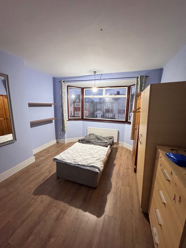 Double room for couples or two women sharing  Main Photo