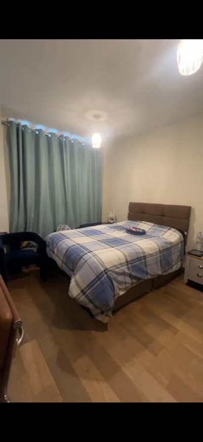 Master Bedroom in SW6 2QR  £1,200 Main Photo