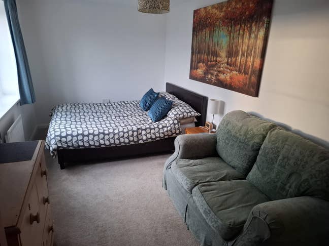Bright Spacious Double Room in New Property Main Photo