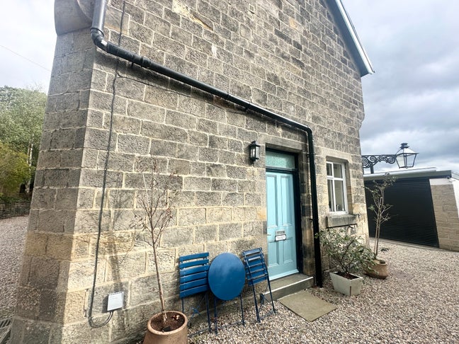 Self Contained 1 Bed Duplex Apartment in LS18 Main Photo