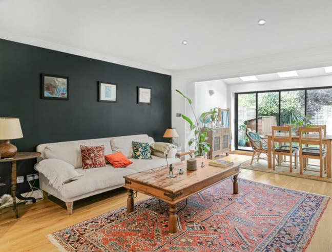 Double bed in gorgeous house near peckham rye Main Photo