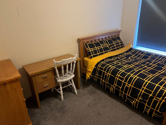 Ensuite Double Room off Lisburn Road BT9 Bills Inc Main Photo