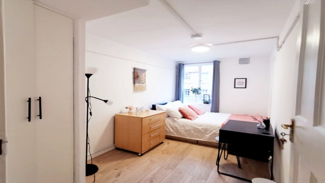 Modern Rooms by Kings Cross Station - WC1X Main Photo