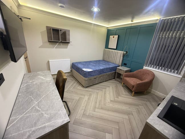 6 Brand New Studio Flats in Selly Oak, Birmingham Main Photo