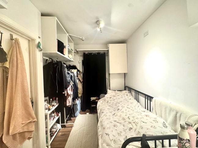 Cozy Self-Contained Studio | Short-Term (6 Weeks) Main Photo