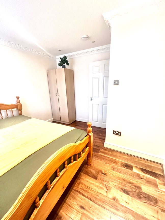 😍 Lovely Double Room in Greenwich 😍 Main Photo