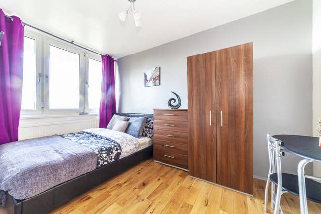 Brand New Room in Heart Of Fulham + TV Main Photo