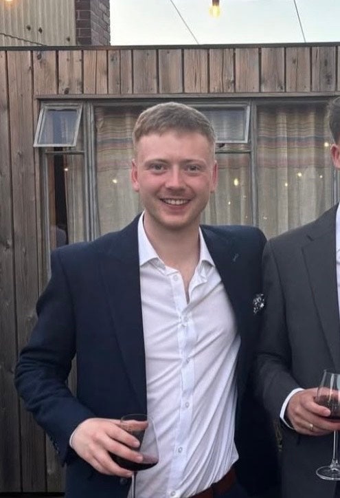 Landscape Architect working near London Bridge Main Photo