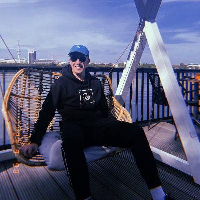 Looking for room Main Photo