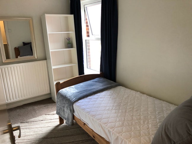 Cosy Single Room Main Photo