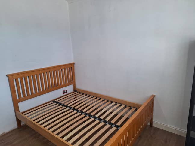2 Large Double Room available for rent in UB3  Main Photo