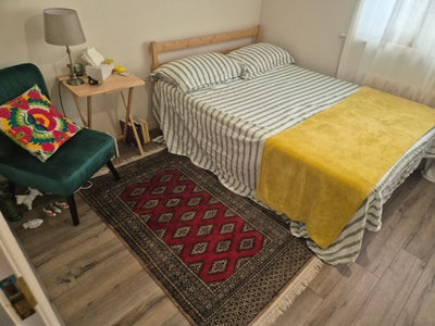 Spacious  Double room, 5 mins from Central Line Main Photo