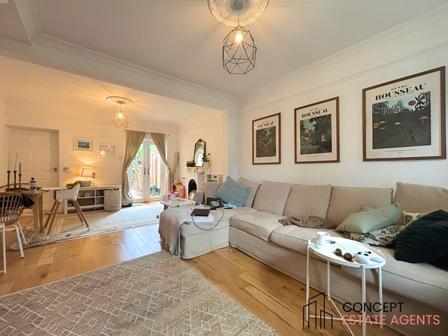3 Bed House on Gladstone Road, Wimbledon, SW19 Main Photo
