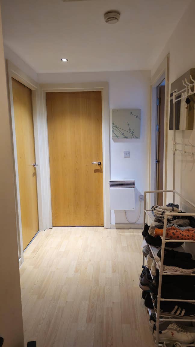 Spacious double bedroom in city centre Main Photo