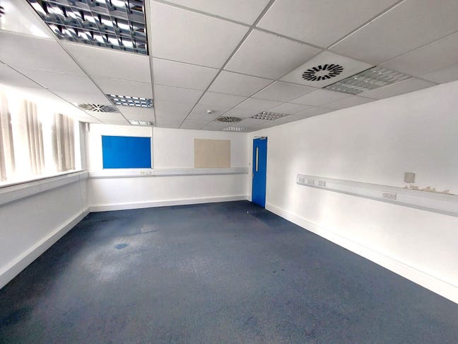 Rooms from £450 inc bills in Walsall  Main Photo