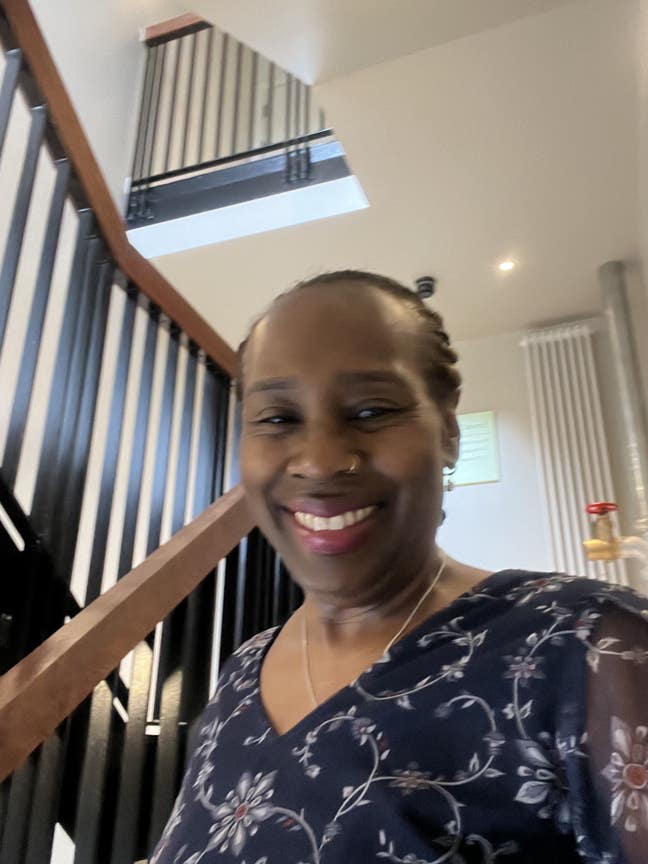 Professional Female seeks a double room Main Photo