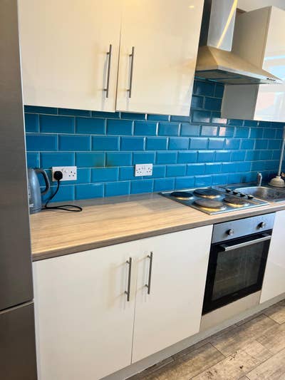 Triple Aspect Bright Double Room with Own Lounge  Main Photo