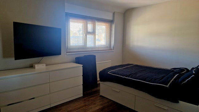 Spacious Furnished Room – Renovated Home Near Haro Main Photo