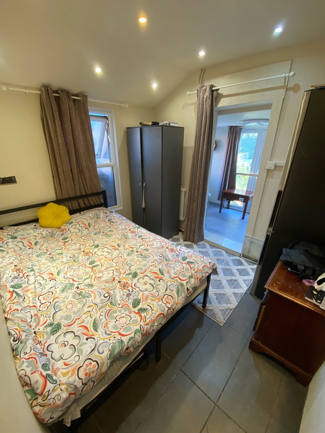 🔥Charming newly refurbished Studio with garden🔥 Main Photo