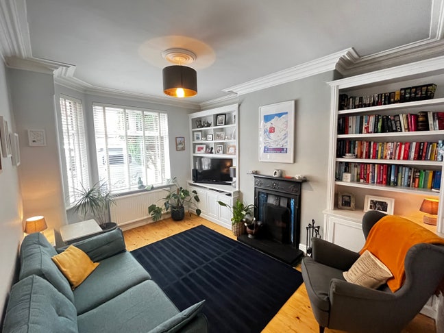 2 Large bedroom Victorian Terrace Available  Main Photo
