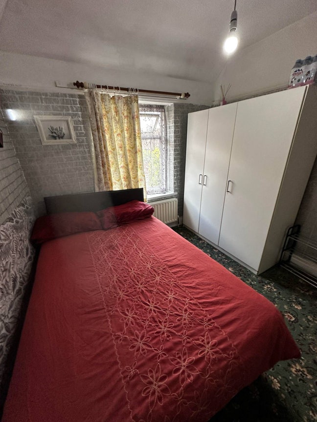 Single Room  Main Photo