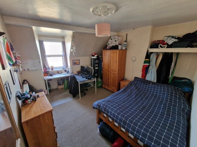 Spacious Double Room in Friendly Henleaze House Main Photo