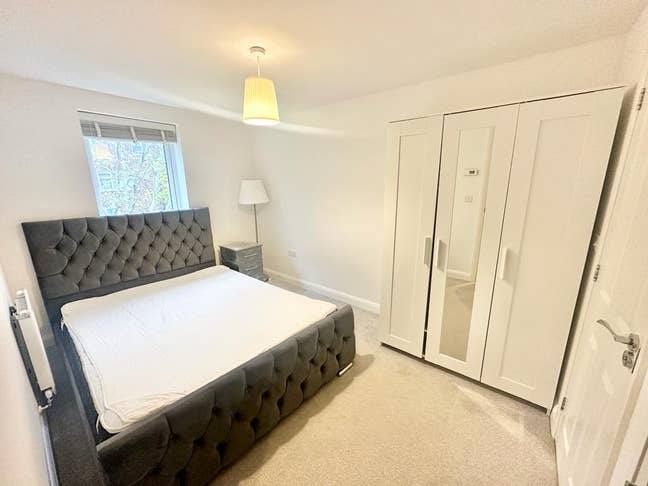 £7/Week | Supported Accommodation | Very Clean Main Photo