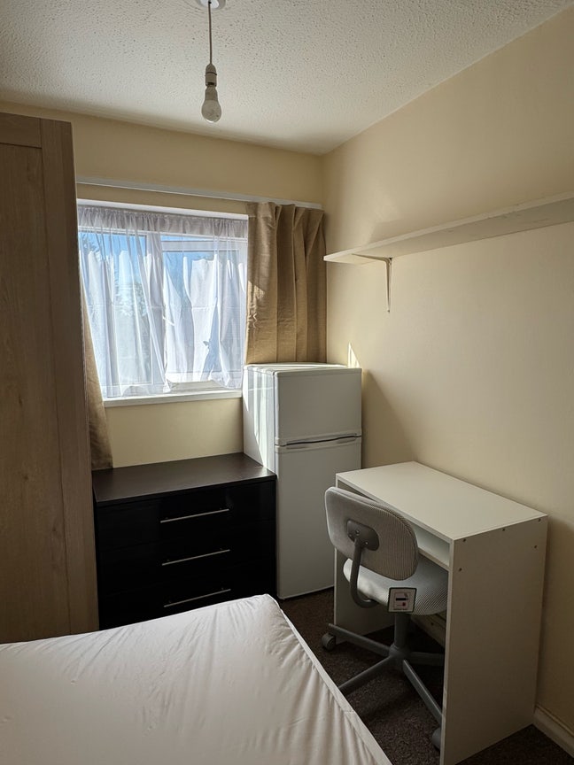 Small single room, in a quiet house Main Photo