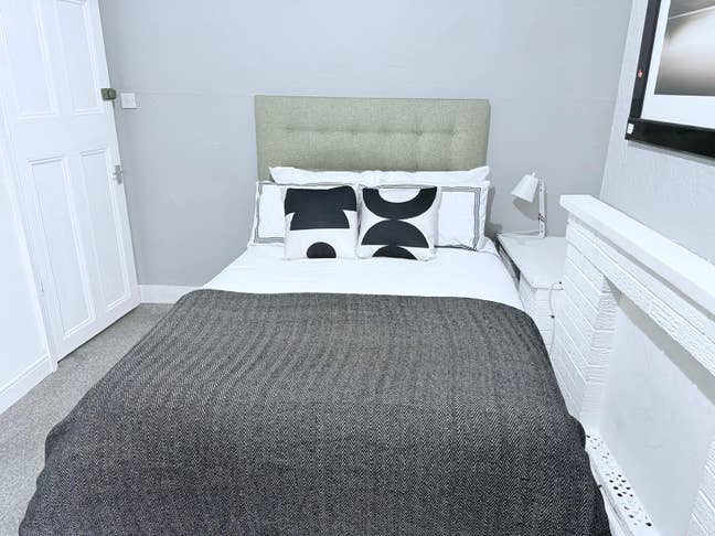 🏡 Prime Luxury  Double Room| Bills inc- Main Photo