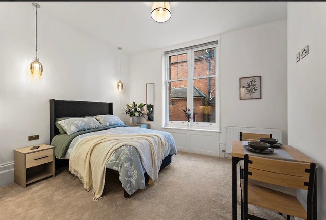 Final studio offer*£500 off first months rent* Main Photo