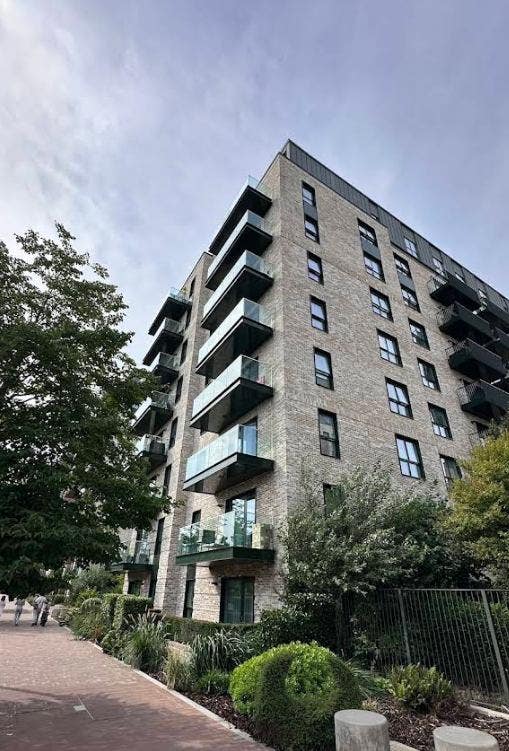 Luxury 3-Bedroom Penthouse with Stunning Views Main Photo