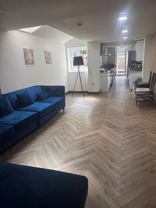 Luxury En-Suites/ dss only/ universal credit /  Main Photo