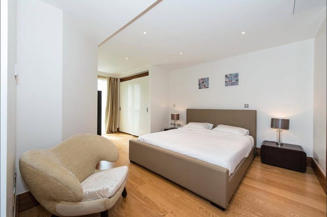 2 Furnished Rooms – Baker St, En-suite Available Main Photo