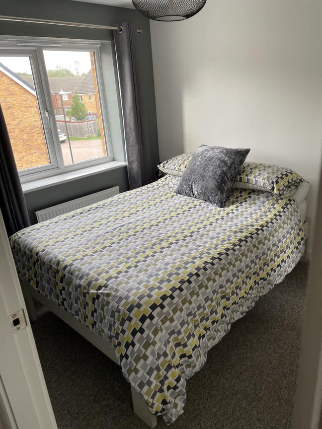 Double room, furnished with own bathroom.  Main Photo