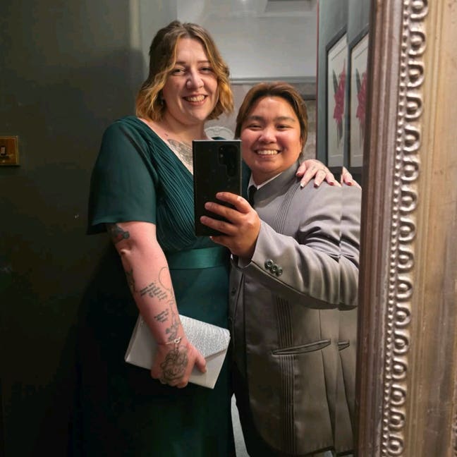 Room needed by professional couple Main Photo