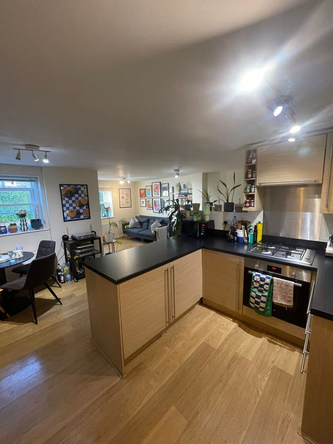 Spacious 1 bedroom flat in Canonbury (two floors) Main Photo