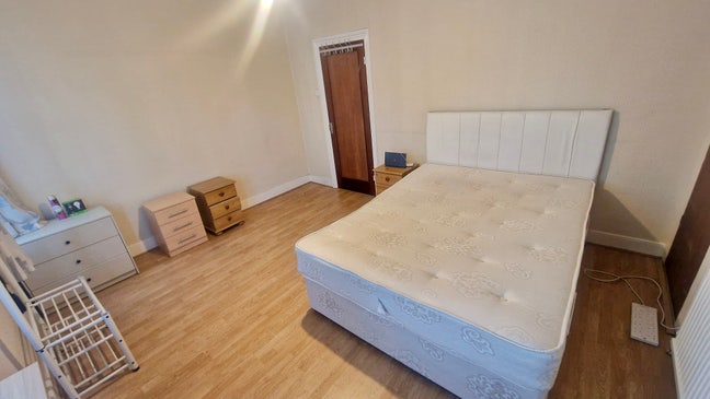 Double Room Available in East Ham E7 *.* Main Photo