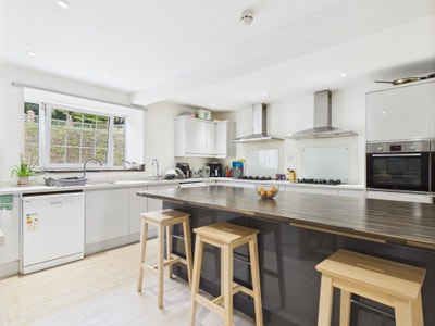 Double room in Professional House Share Main Photo