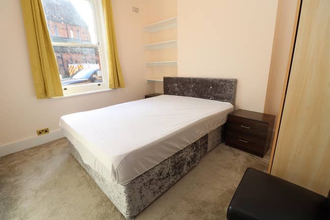 West Hampstead Gem - Bright Room in Cosy Apartment Main Photo
